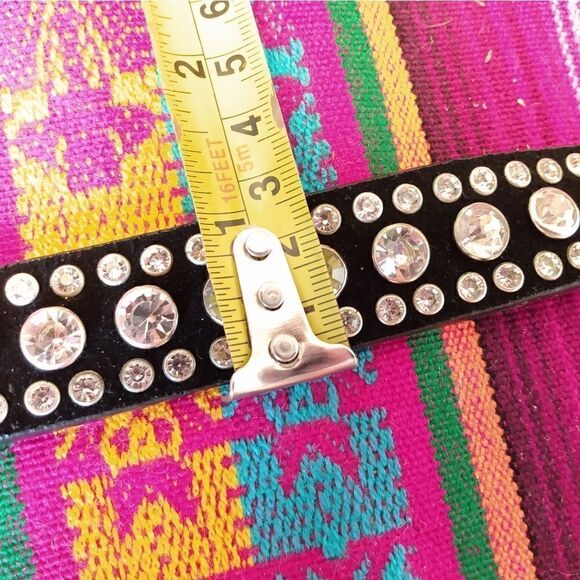 NWOT Black Suede Large Diamond Rhinestones Intricate Silver Embellished Buckle M - Picture 5 of 15